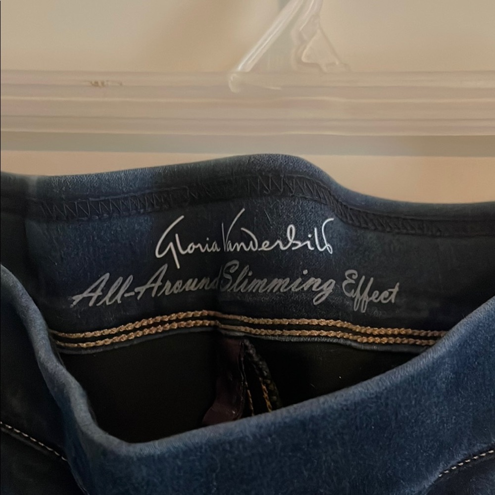 Classic Blue Women's Jeans - Picture 2 of 2